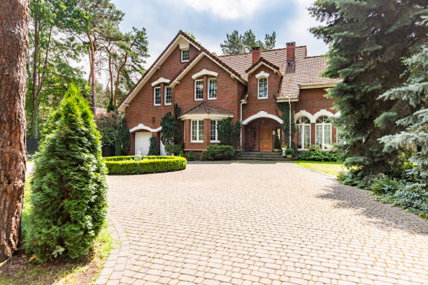 Professional Driveway Pavers in Clayton, MO