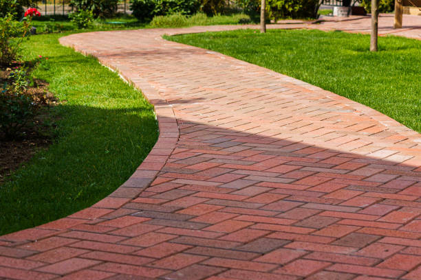 Best Professional Driveway Pavers  in Clayton, MO