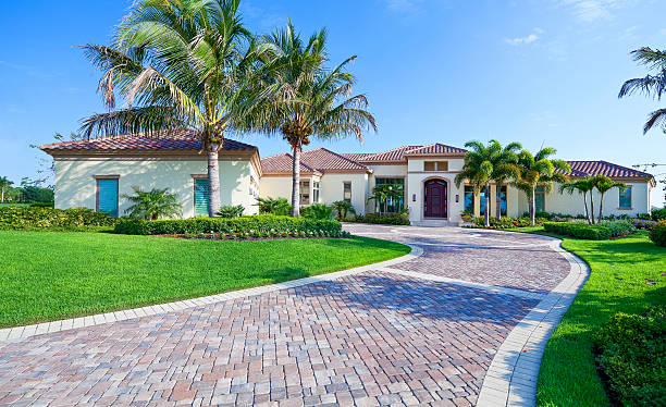 Best Professional Driveway Pavers  in Clayton, MO